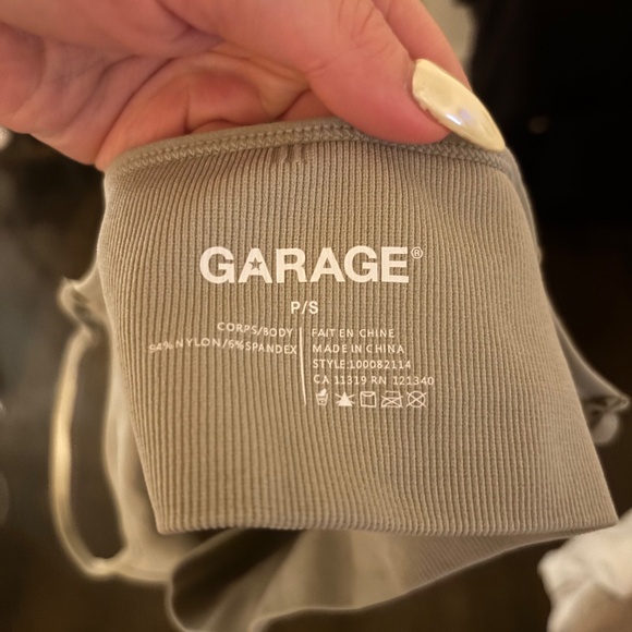 green cropped tank top - Picture 3 of 3